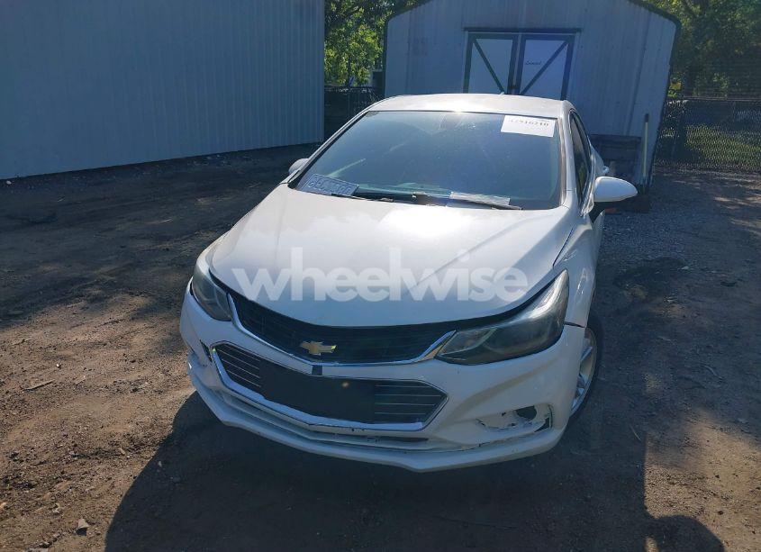 Photo 6 of 2017 Chevrolet Cruze LT AUTO (VIN 3G1BE6SM5HS607280)