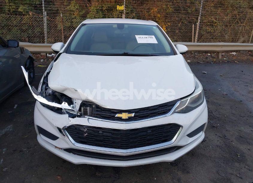 Photo 12 of 2017 Chevrolet Cruze LT AUTO (VIN 3G1BE6SM5HS615279)