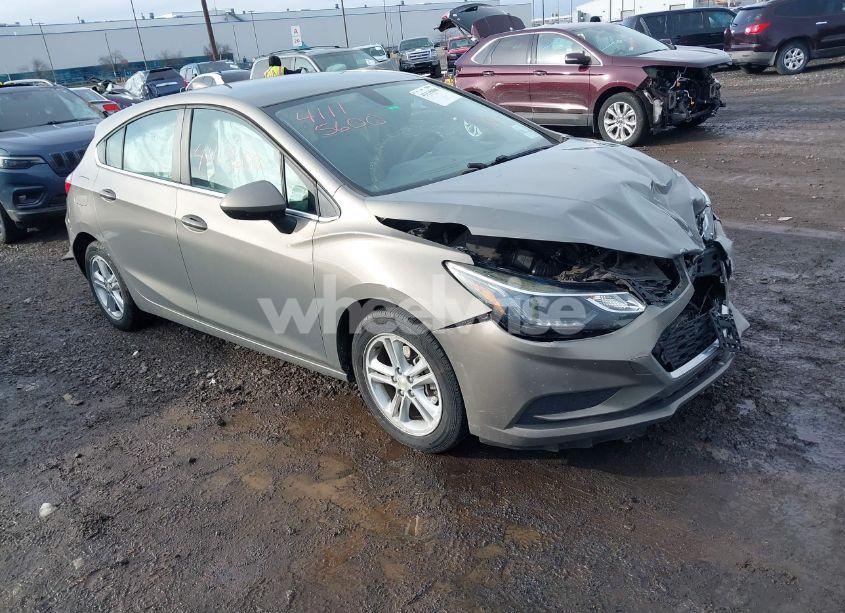 2018 Chevrolet Cruze LT AUTO (VIN 3G1BE6SM5JS606281) main photo