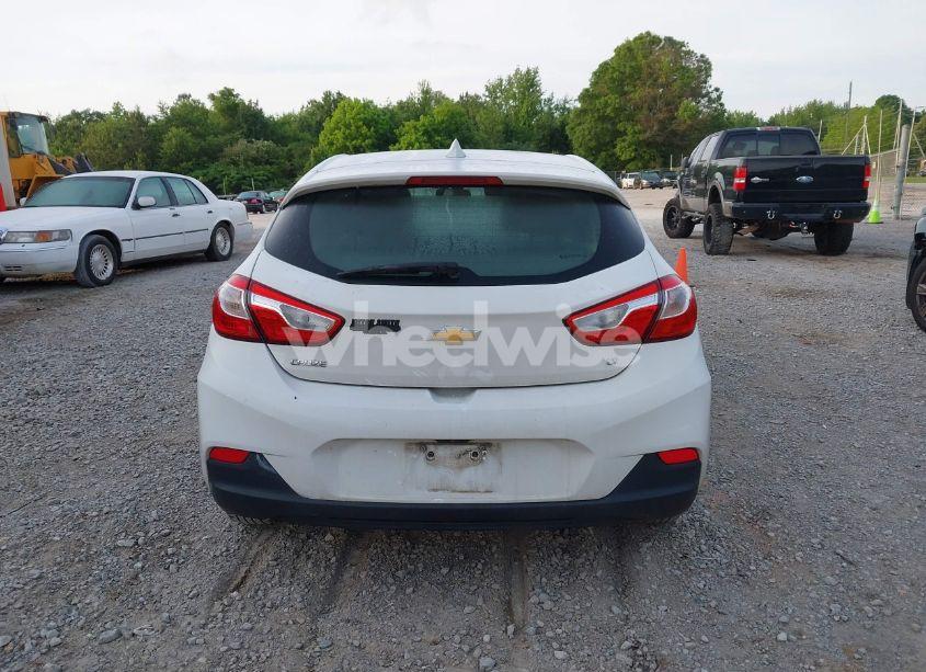 Photo 16 of 2018 Chevrolet Cruze LT AUTO (VIN 3G1BE6SM5JS646893)