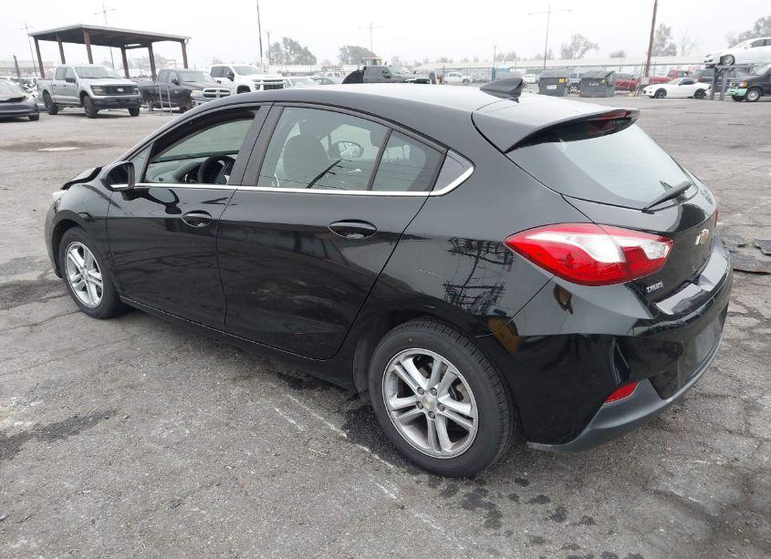 Photo 3 of 2017 Chevrolet Cruze LT AUTO (VIN 3G1BE6SM6HS510251)