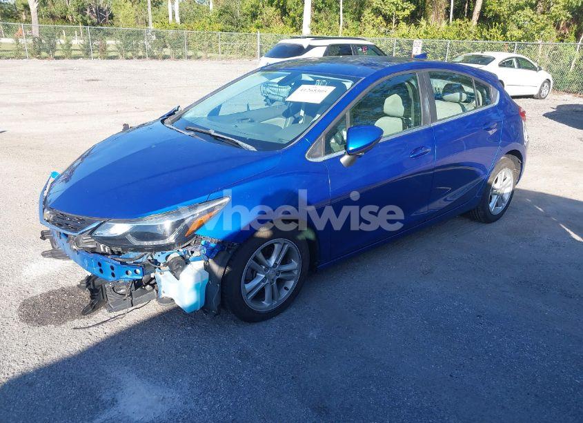 Photo 2 of 2017 Chevrolet Cruze LT AUTO (VIN 3G1BE6SM6HS516020)