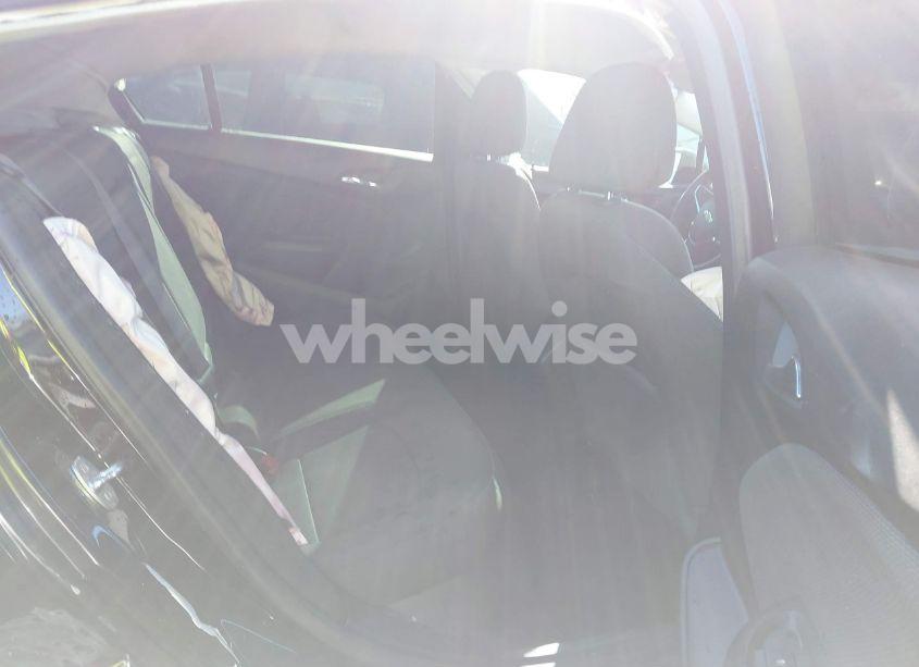 Photo 8 of 2017 Chevrolet Cruze LT AUTO (VIN 3G1BE6SM6HS570692)