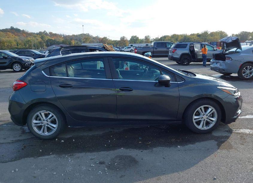 Photo 13 of 2017 Chevrolet Cruze LT AUTO (VIN 3G1BE6SM6HS592286)