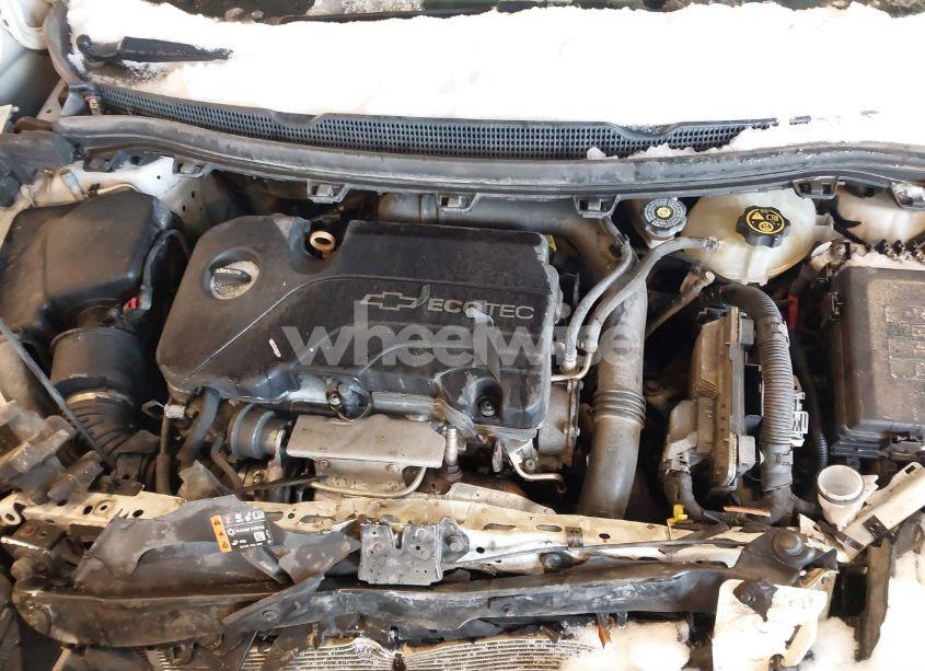 Photo 10 of 2017 Chevrolet Cruze LT AUTO (VIN 3G1BE6SM6HS597326)