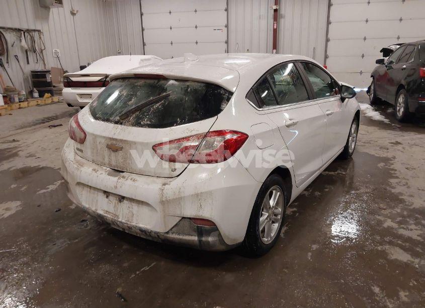 Photo 4 of 2017 Chevrolet Cruze LT AUTO (VIN 3G1BE6SM6HS597326)