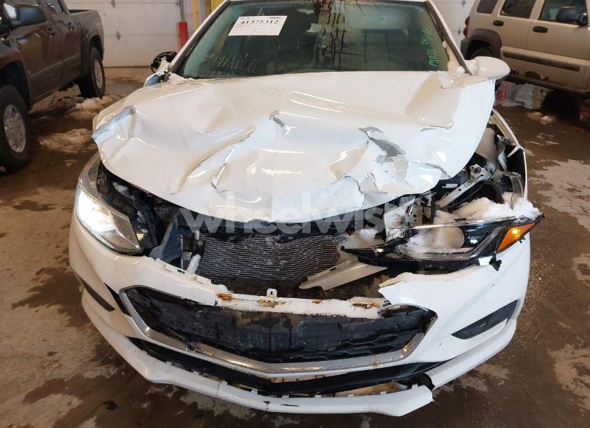 Photo 6 of 2017 Chevrolet Cruze LT AUTO (VIN 3G1BE6SM6HS597326)