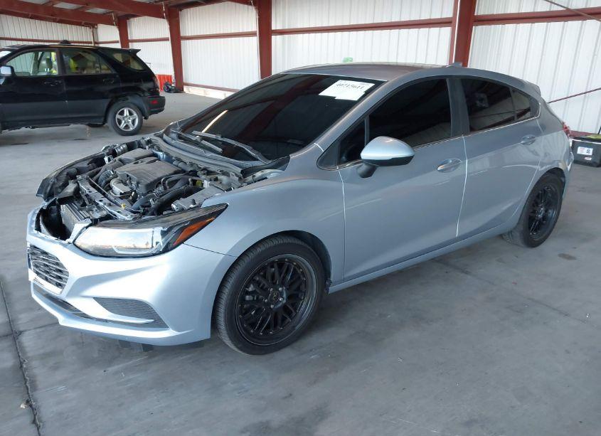 Photo 2 of 2017 Chevrolet Cruze LT AUTO (VIN 3G1BE6SM6HS597536)