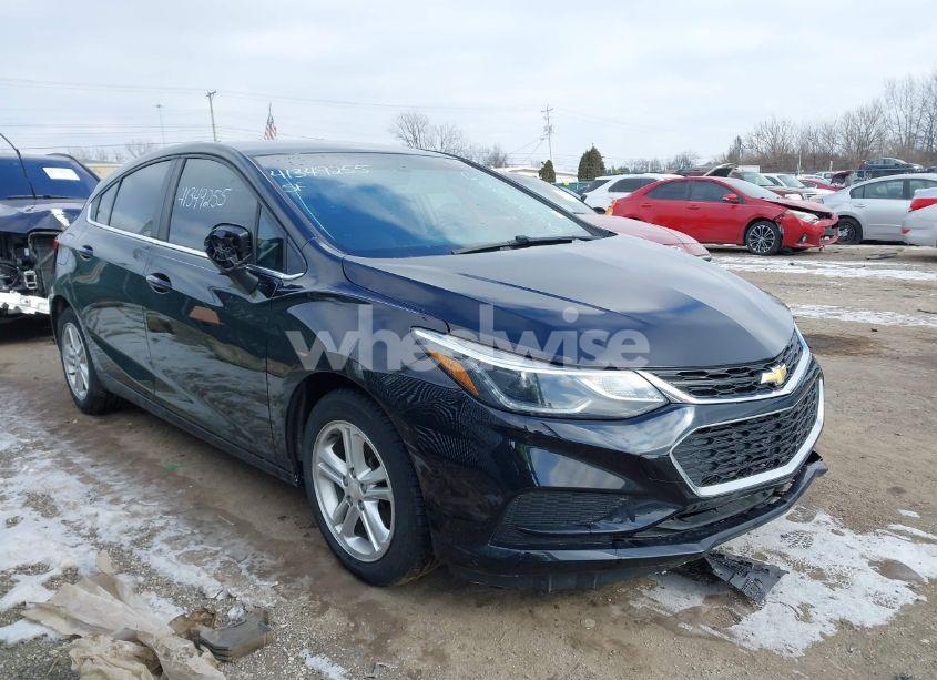 2017 Chevrolet Cruze LT AUTO (VIN 3G1BE6SM6HS609653) main photo