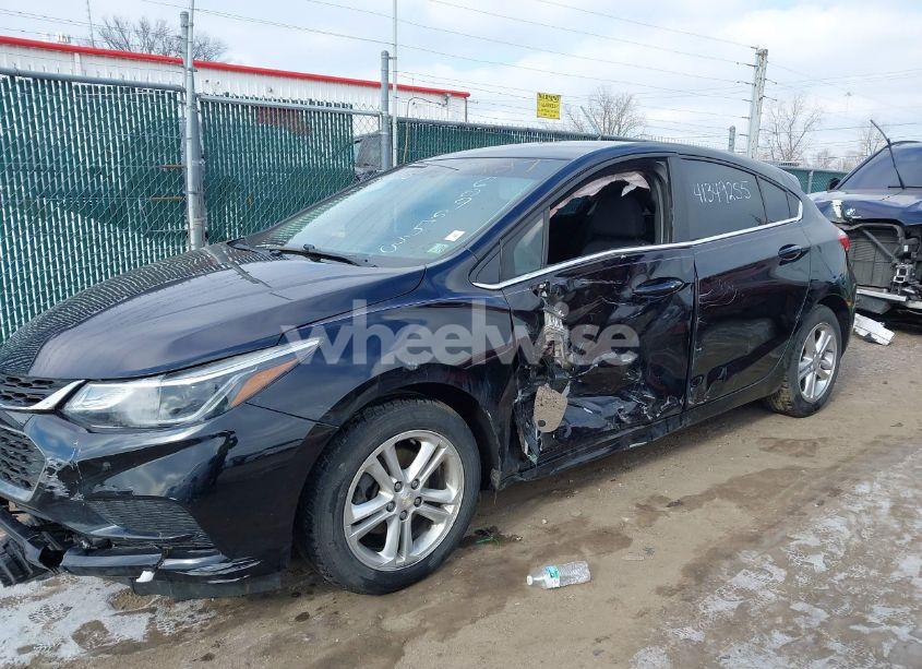 Photo 6 of 2017 Chevrolet Cruze LT AUTO (VIN 3G1BE6SM6HS609653)