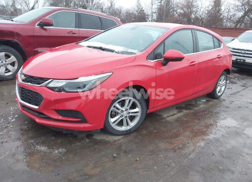 Photo 2 of 2017 Chevrolet Cruze LT AUTO (VIN 3G1BE6SM6HS614948)