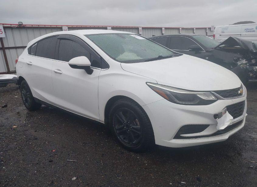 2018 Chevrolet Cruze LT AUTO (VIN 3G1BE6SM6JS516928) main photo