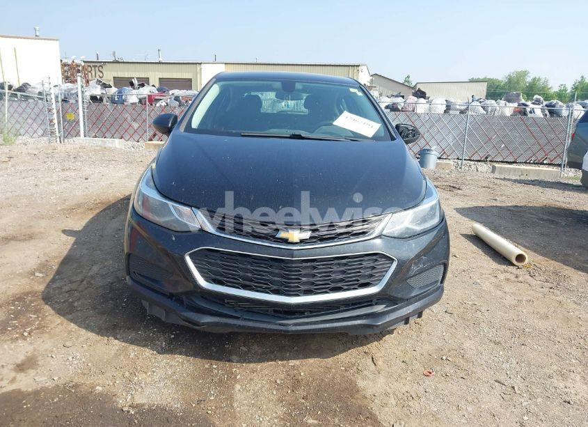 Photo 12 of 2018 Chevrolet Cruze LT AUTO (VIN 3G1BE6SM6JS517349)