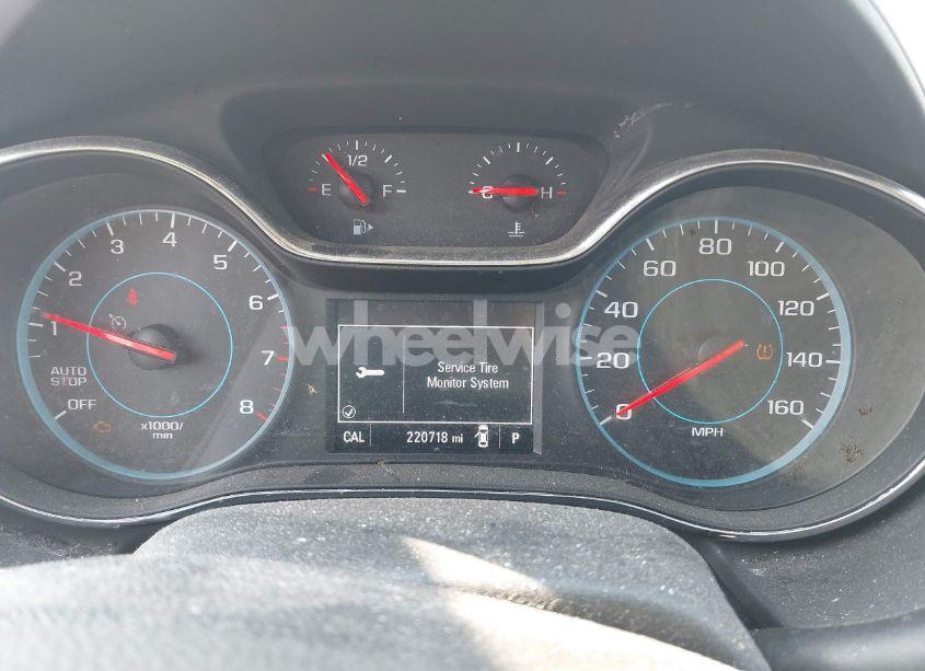 Photo 7 of 2018 Chevrolet Cruze LT AUTO (VIN 3G1BE6SM6JS517349)