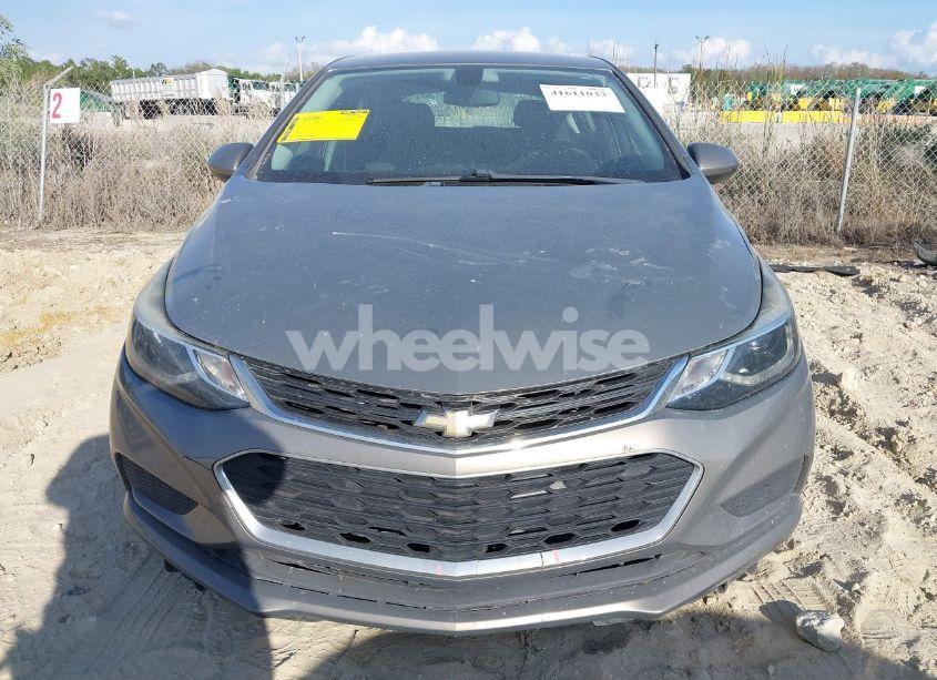Photo 13 of 2018 Chevrolet Cruze LT AUTO (VIN 3G1BE6SM6JS646868)