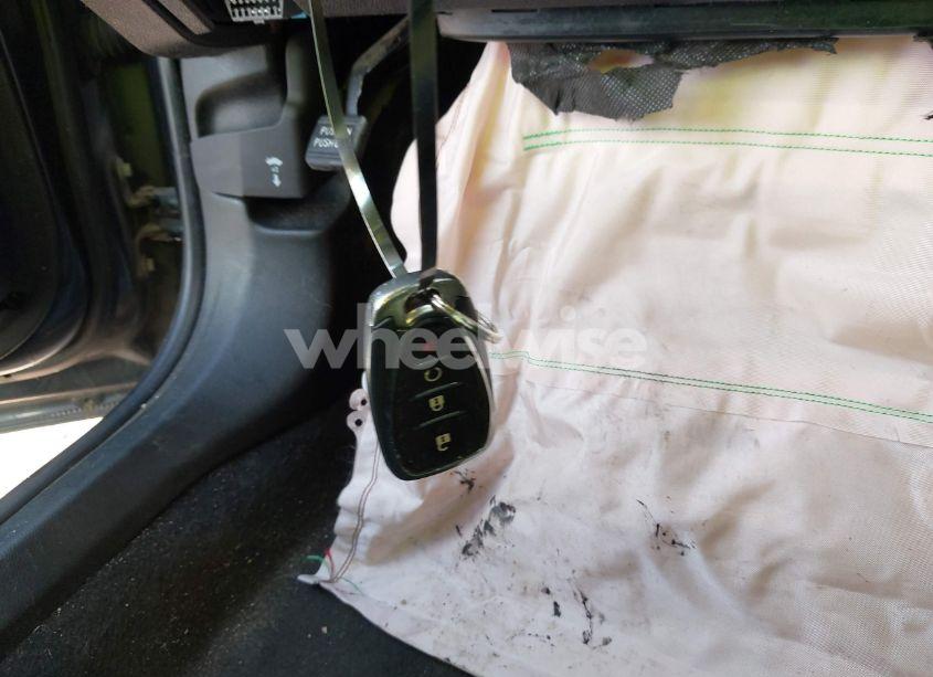 Photo 11 of 2018 Chevrolet Cruze LT AUTO (VIN 3G1BE6SM6JS654260)