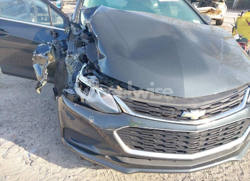 Photo 6 of 2017 Chevrolet Cruze LT (VIN 3G1BE6SM7HS518990)