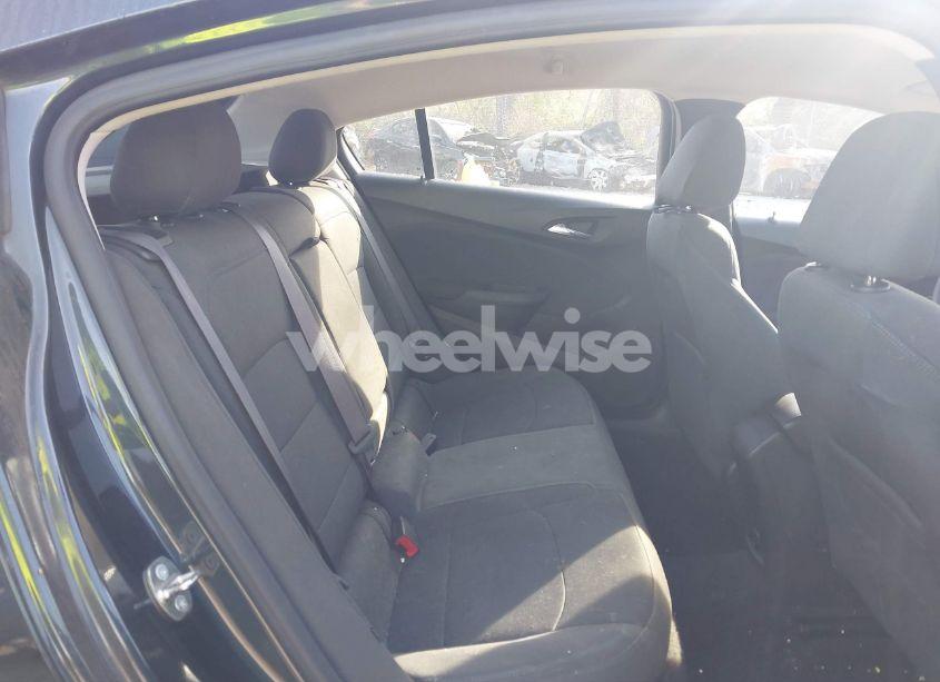 Photo 8 of 2017 Chevrolet Cruze LT (VIN 3G1BE6SM7HS518990)