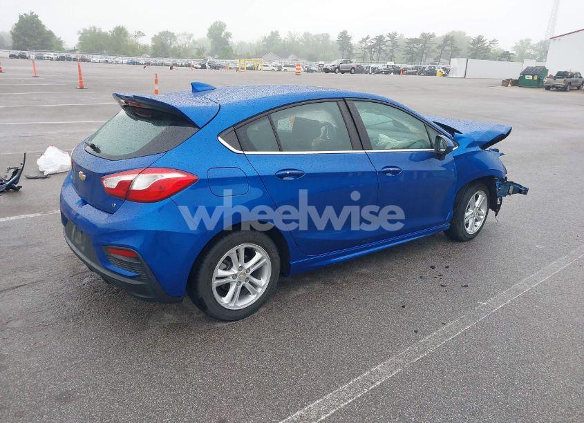 Photo 4 of 2017 Chevrolet Cruze LT AUTO (VIN 3G1BE6SM7HS532680)