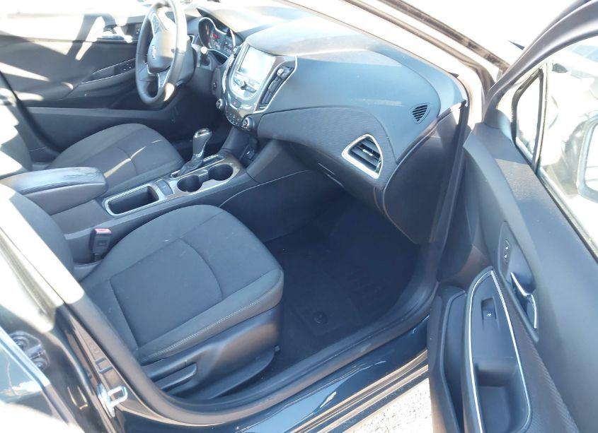 Photo 5 of 2017 Chevrolet Cruze LT AUTO (VIN 3G1BE6SM7HS535255)