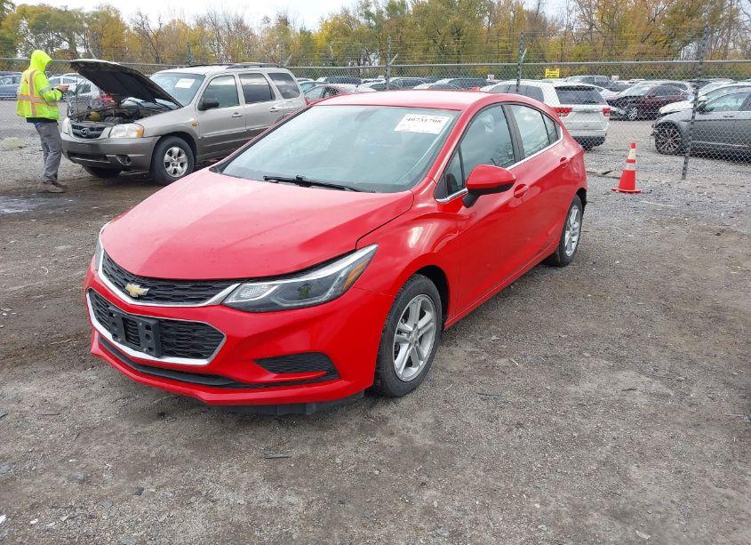 Photo 2 of 2017 Chevrolet Cruze LT AUTO (VIN 3G1BE6SM7HS540813)