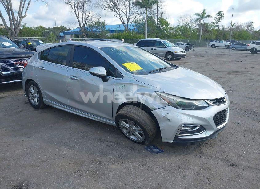 2017 Chevrolet Cruze LT AUTO (VIN 3G1BE6SM7HS546448) main photo