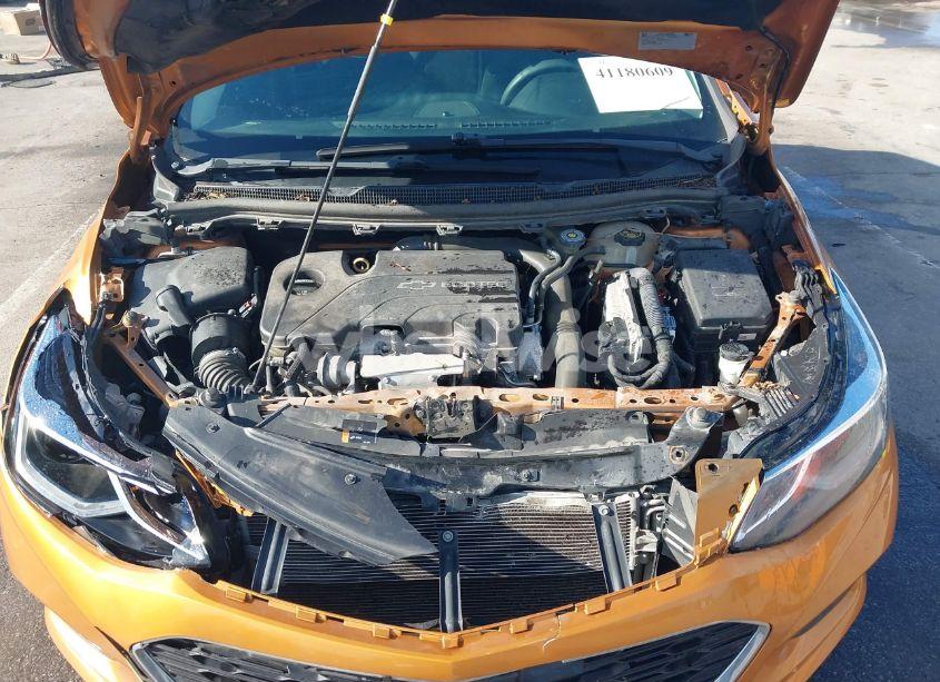 Photo 10 of 2017 Chevrolet Cruze LT AUTO (VIN 3G1BE6SM7HS552511)