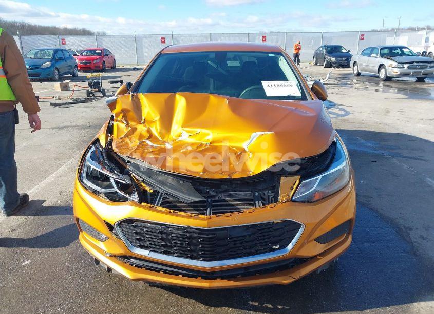 Photo 12 of 2017 Chevrolet Cruze LT AUTO (VIN 3G1BE6SM7HS552511)