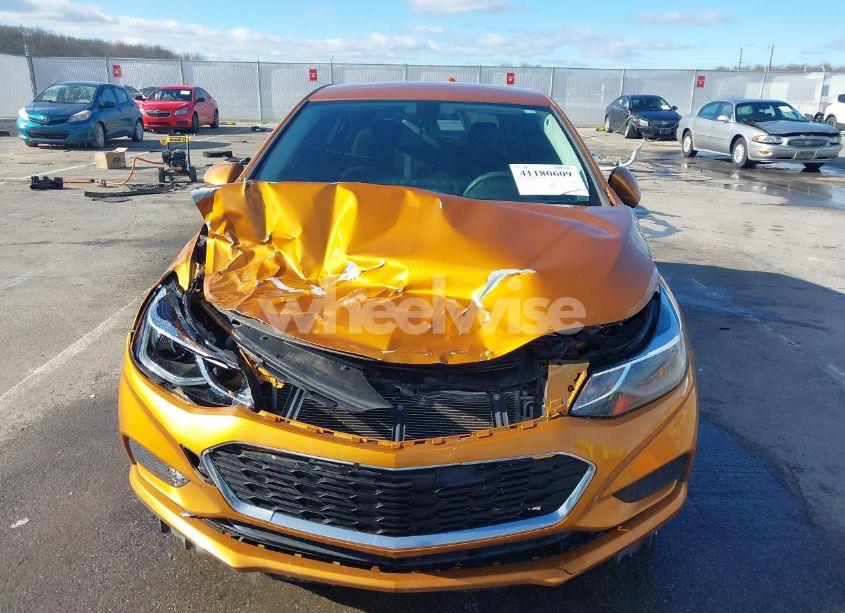 Photo 6 of 2017 Chevrolet Cruze LT AUTO (VIN 3G1BE6SM7HS552511)