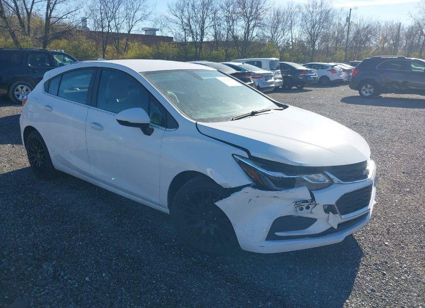 2017 Chevrolet Cruze LT AUTO (VIN 3G1BE6SM7HS569471) main photo