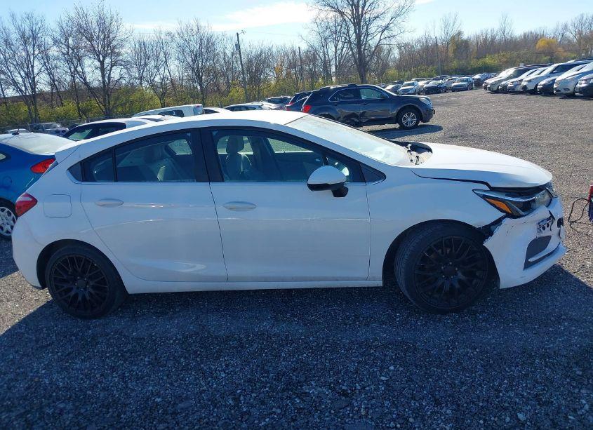 Photo 13 of 2017 Chevrolet Cruze LT AUTO (VIN 3G1BE6SM7HS569471)