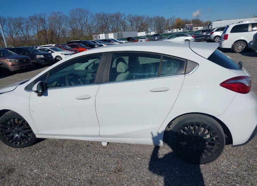 Photo 14 of 2017 Chevrolet Cruze LT AUTO (VIN 3G1BE6SM7HS569471)