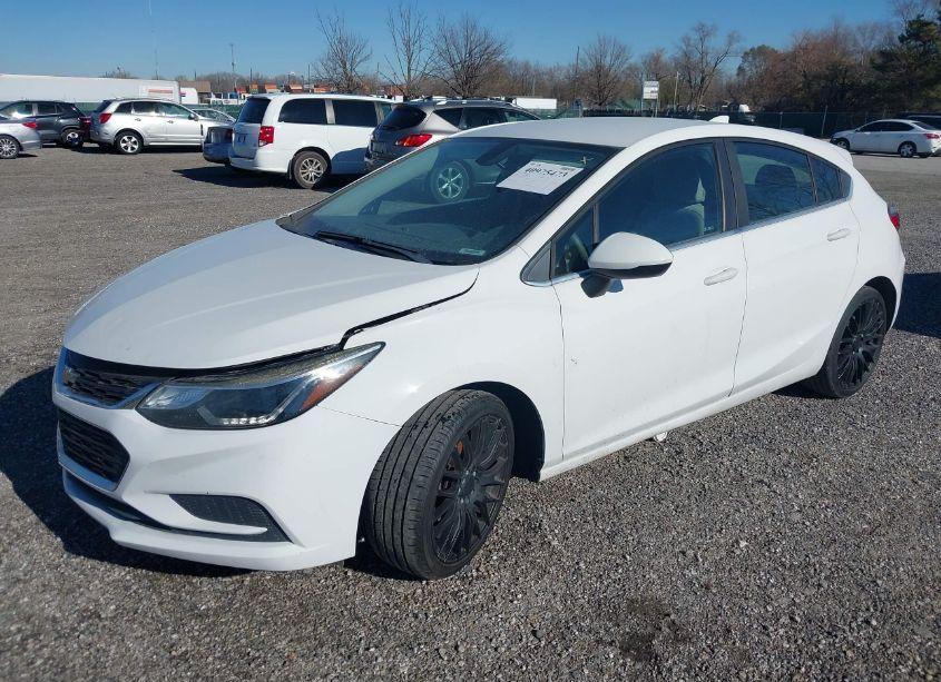 Photo 2 of 2017 Chevrolet Cruze LT AUTO (VIN 3G1BE6SM7HS569471)