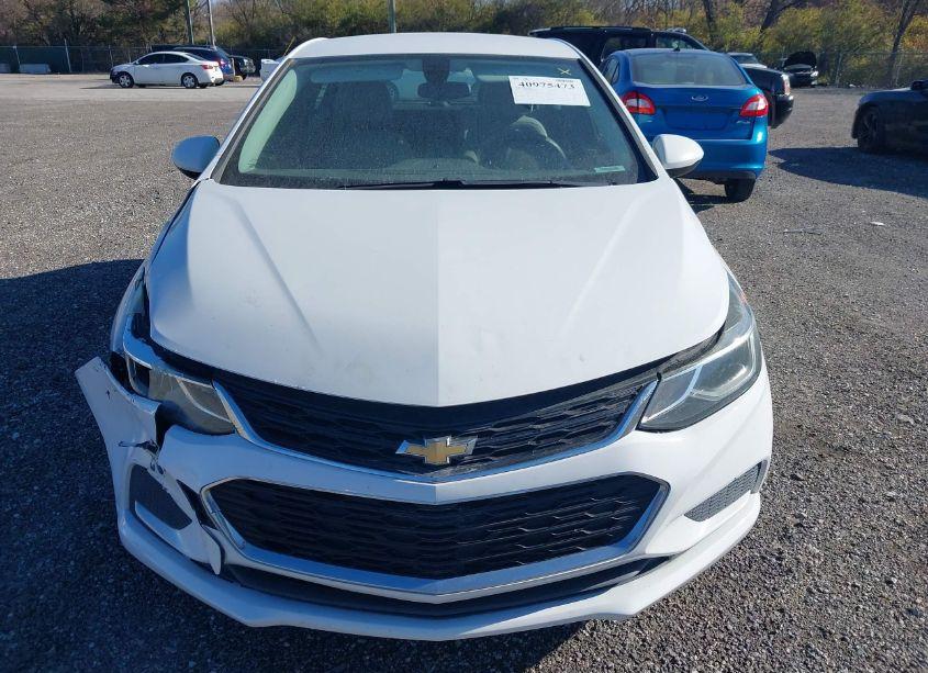 Photo 6 of 2017 Chevrolet Cruze LT AUTO (VIN 3G1BE6SM7HS569471)