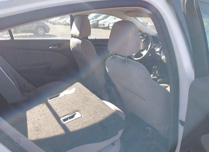 Photo 8 of 2017 Chevrolet Cruze LT AUTO (VIN 3G1BE6SM7HS569471)