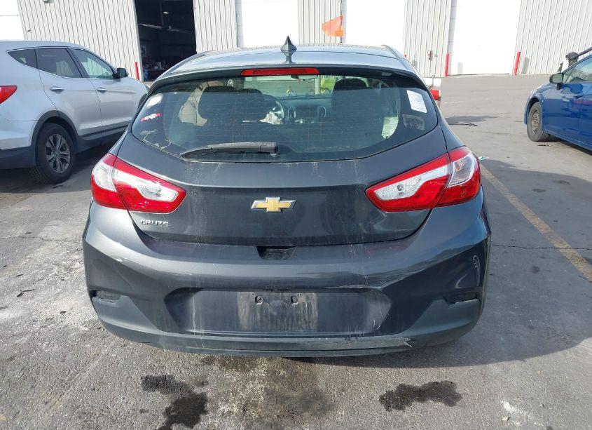 Photo 16 of 2018 Chevrolet Cruze LT AUTO (VIN 3G1BE6SM7JS596322)