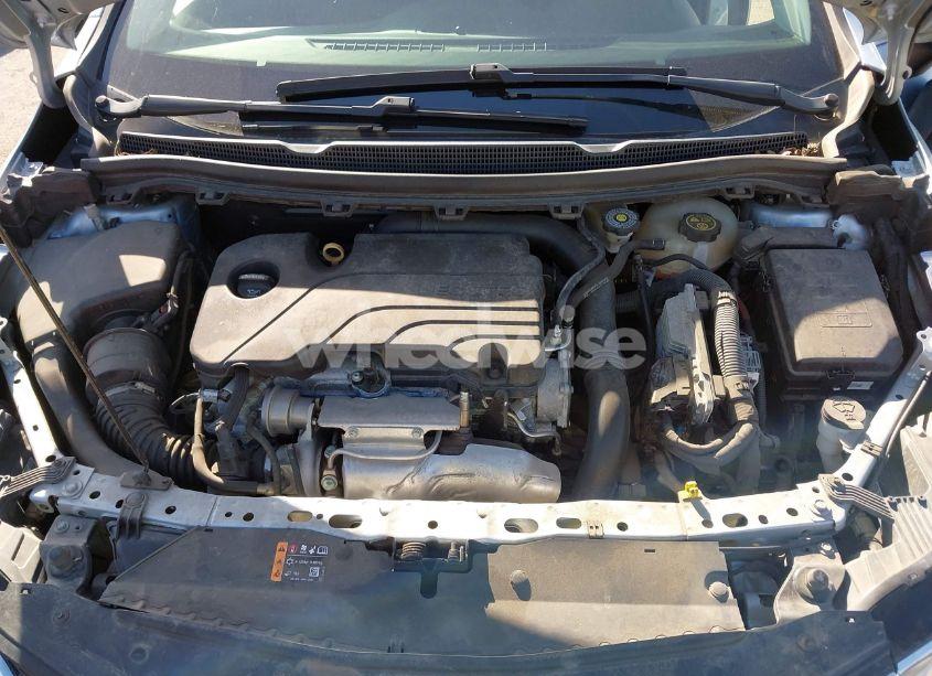 Photo 10 of 2018 Chevrolet Cruze LT AUTO (VIN 3G1BE6SM7JS606735)