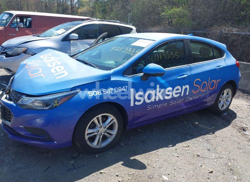 Photo 2 of 2018 Chevrolet Cruze LT AUTO (VIN 3G1BE6SM7JS622627)