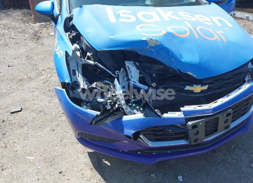 Photo 6 of 2018 Chevrolet Cruze LT AUTO (VIN 3G1BE6SM7JS622627)