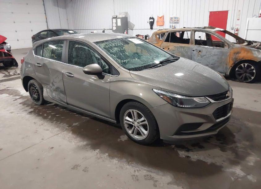 2017 Chevrolet Cruze LT AUTO (VIN 3G1BE6SM8HS534115) main photo