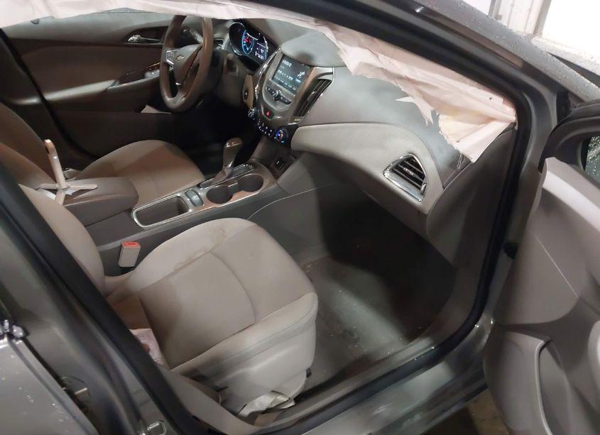 Photo 5 of 2017 Chevrolet Cruze LT AUTO (VIN 3G1BE6SM8HS534115)