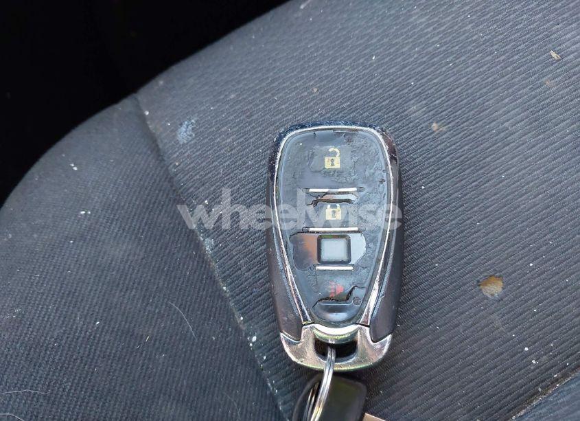 Photo 11 of 2018 Chevrolet Cruze LT AUTO (VIN 3G1BE6SM8JS602757)