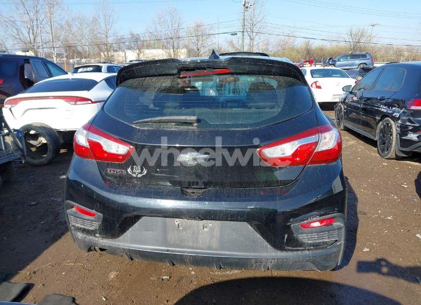 Photo 16 of 2018 Chevrolet Cruze LT AUTO (VIN 3G1BE6SM8JS602757)
