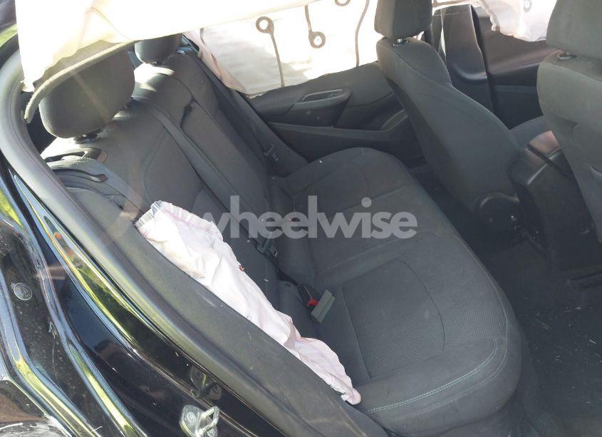 Photo 8 of 2018 Chevrolet Cruze LT AUTO (VIN 3G1BE6SM8JS602757)