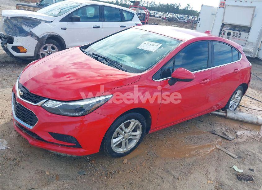 Photo 2 of 2018 Chevrolet Cruze LT AUTO (VIN 3G1BE6SM8JS651909)