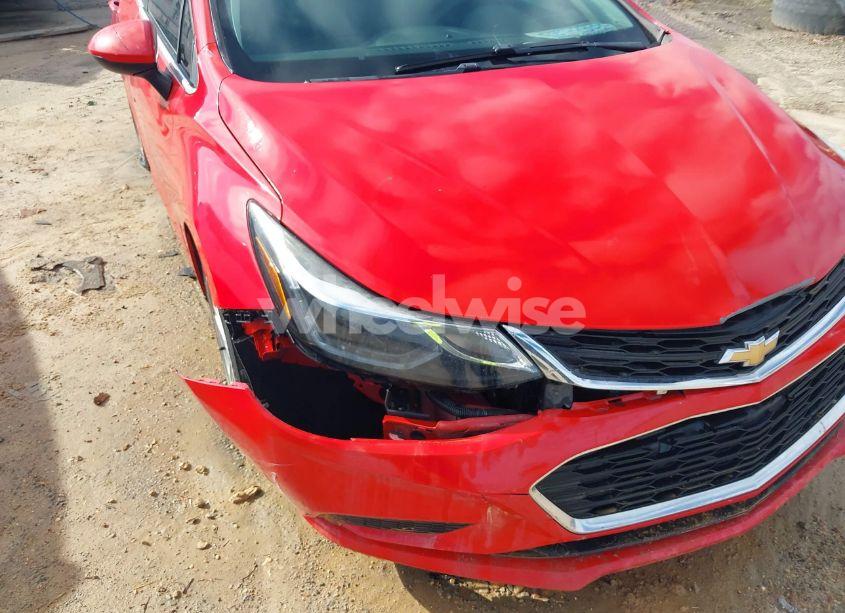 Photo 6 of 2018 Chevrolet Cruze LT AUTO (VIN 3G1BE6SM8JS651909)