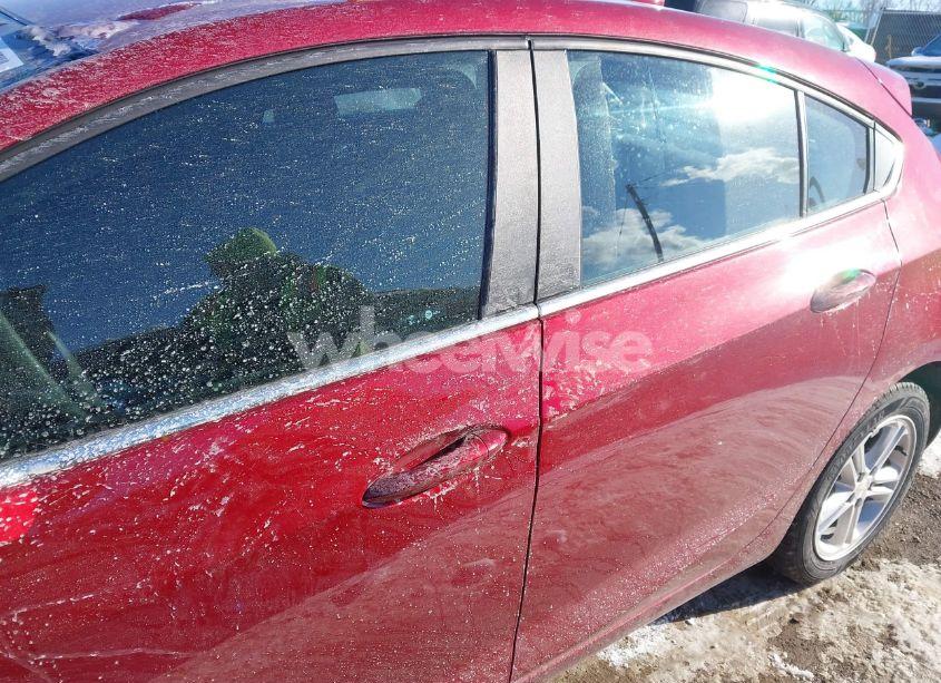 Photo 15 of 2018 Chevrolet Cruze LT AUTO (VIN 3G1BE6SM8JS653921)