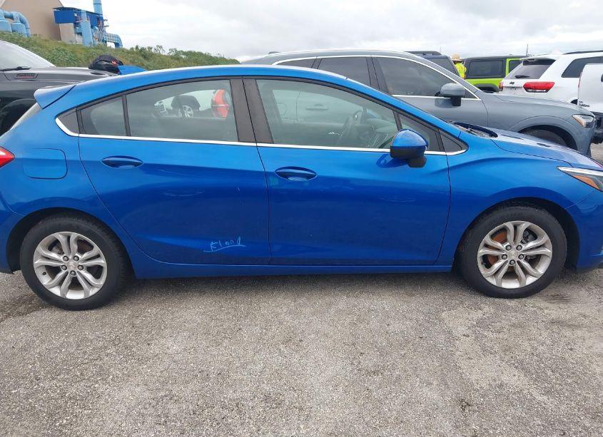 Photo 13 of 2019 Chevrolet Cruze LT (VIN 3G1BE6SM8KS599473)