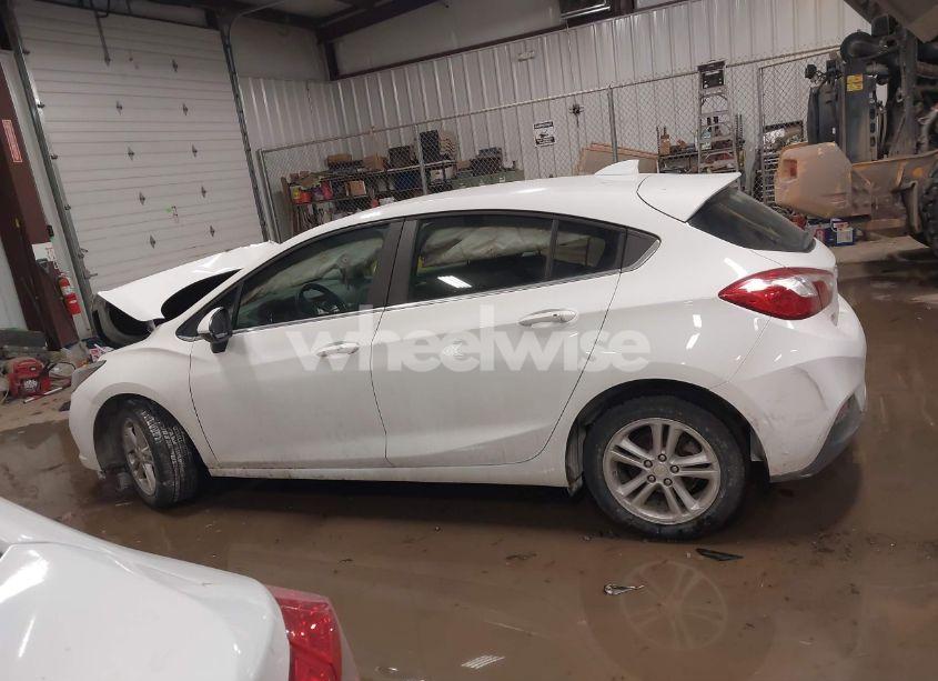 Photo 14 of 2017 Chevrolet Cruze LT AUTO (VIN 3G1BE6SM9HS510518)