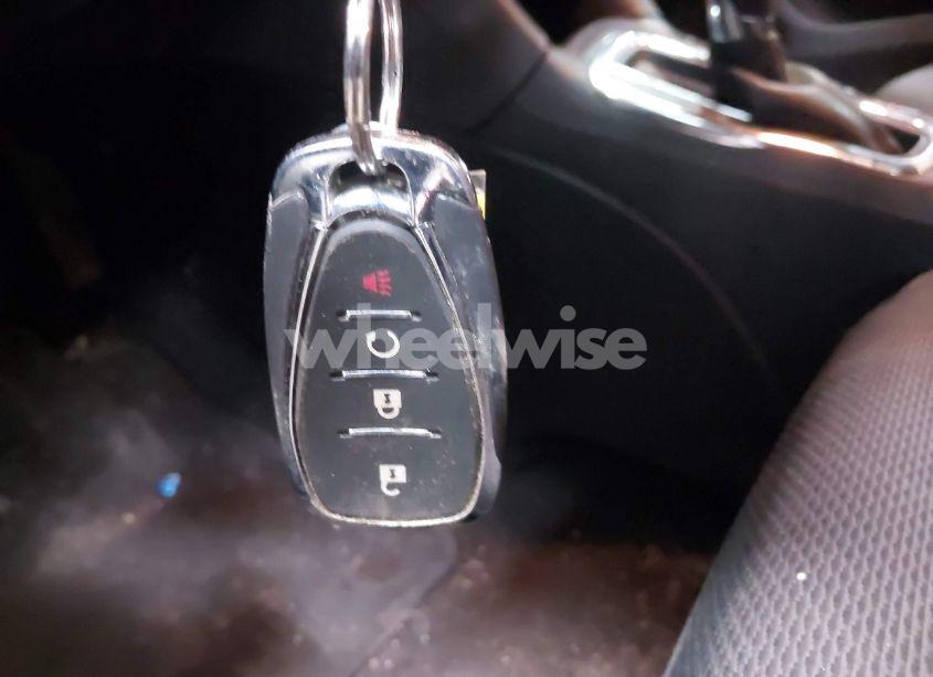 Photo 11 of 2017 Chevrolet Cruze LT AUTO (VIN 3G1BE6SM9HS550839)